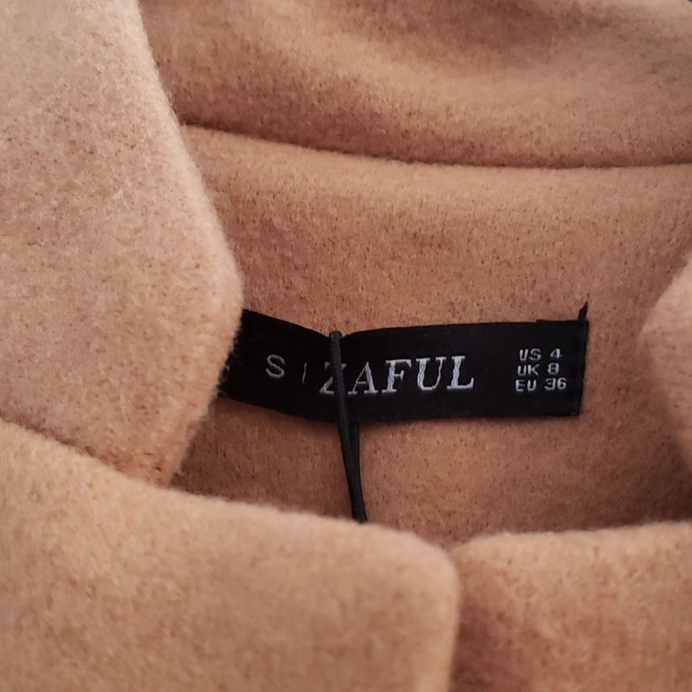 Coat - Picture 2 of 4